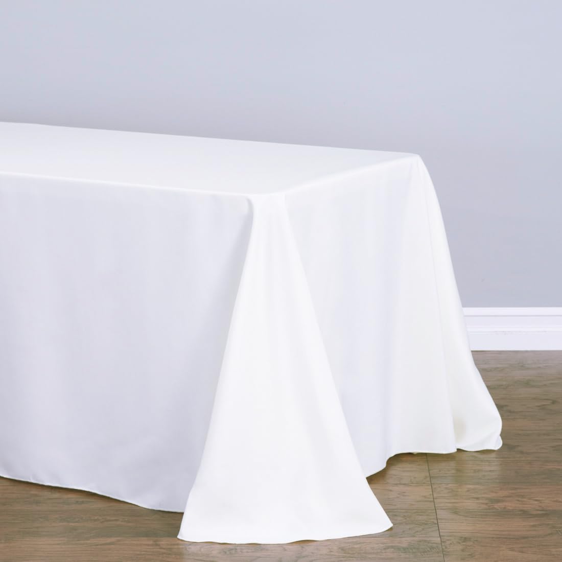 LinenTablecloth 90 x 132-Inch Rectangular Polyester Tablecloth White