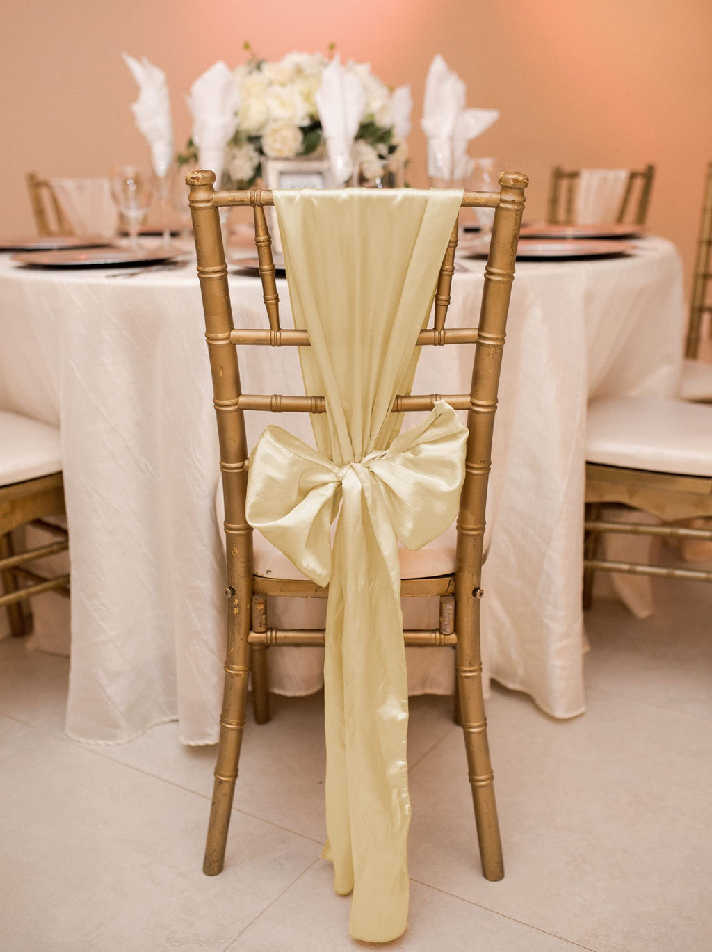 100 PCS Satin Chair Sashes Red Bows Sashes for Chair Covers, Washable Reusable Chair Cover Back Tie Supplies for Wedding Reception Events Banquets Home Kitchen Decoration (7 x 108 inch)