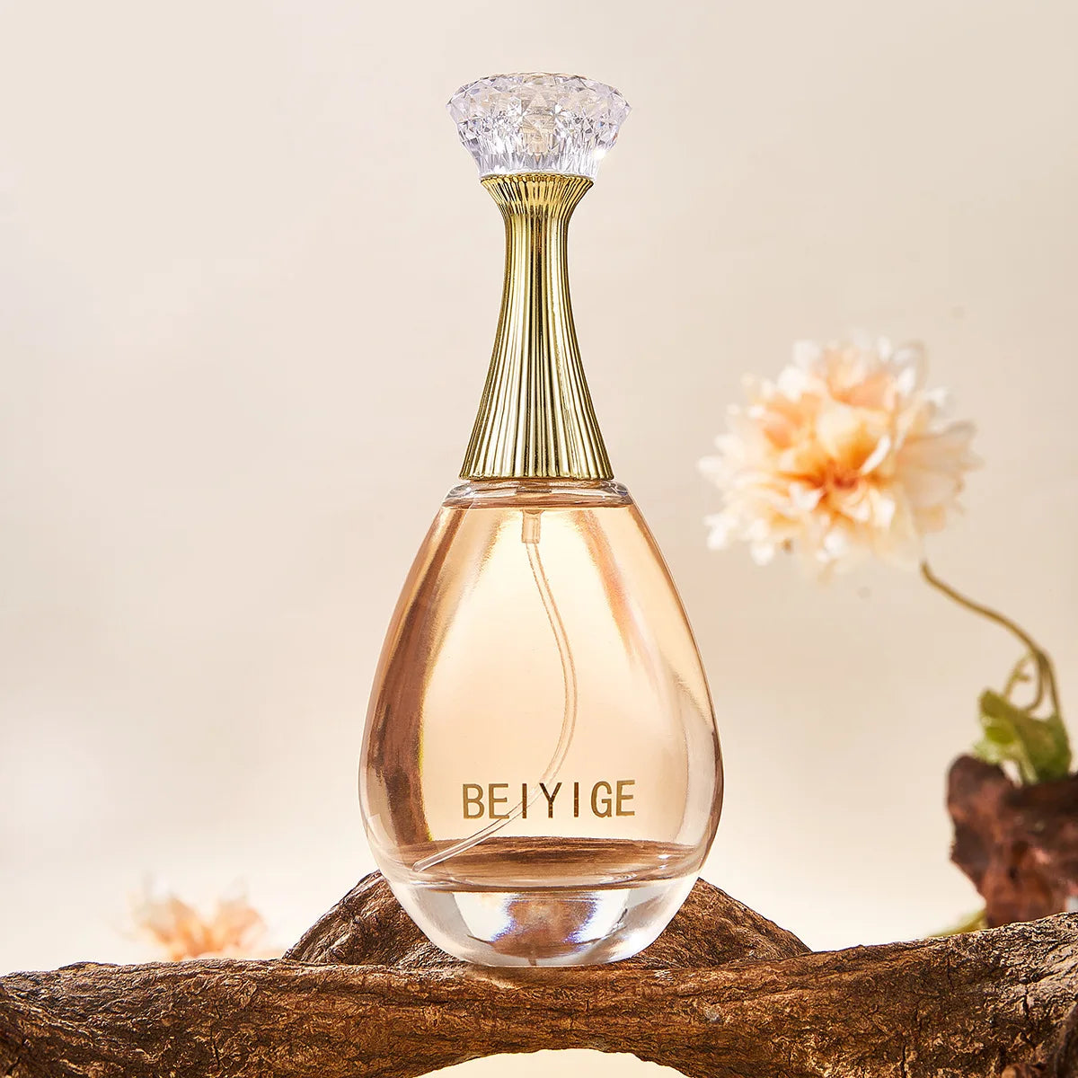 Hot Selling Luxury Unisex Eau De Parfum Cologne Original Brand Good Smell High Fragrance Perfume for Women in Mist Style
