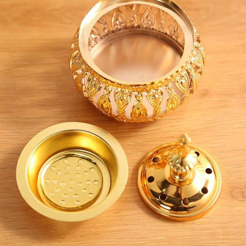 Gold Hollow Out Incense Burner Middle East Hot Selling Ornate Aromatherapy Holder for Home Religious Decor