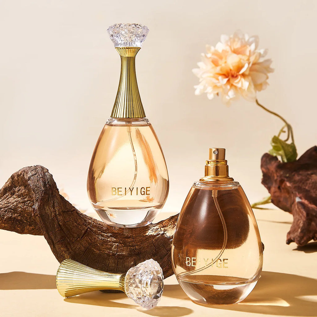 Hot Selling Luxury Unisex Eau De Parfum Cologne Original Brand Good Smell High Fragrance Perfume for Women in Mist Style