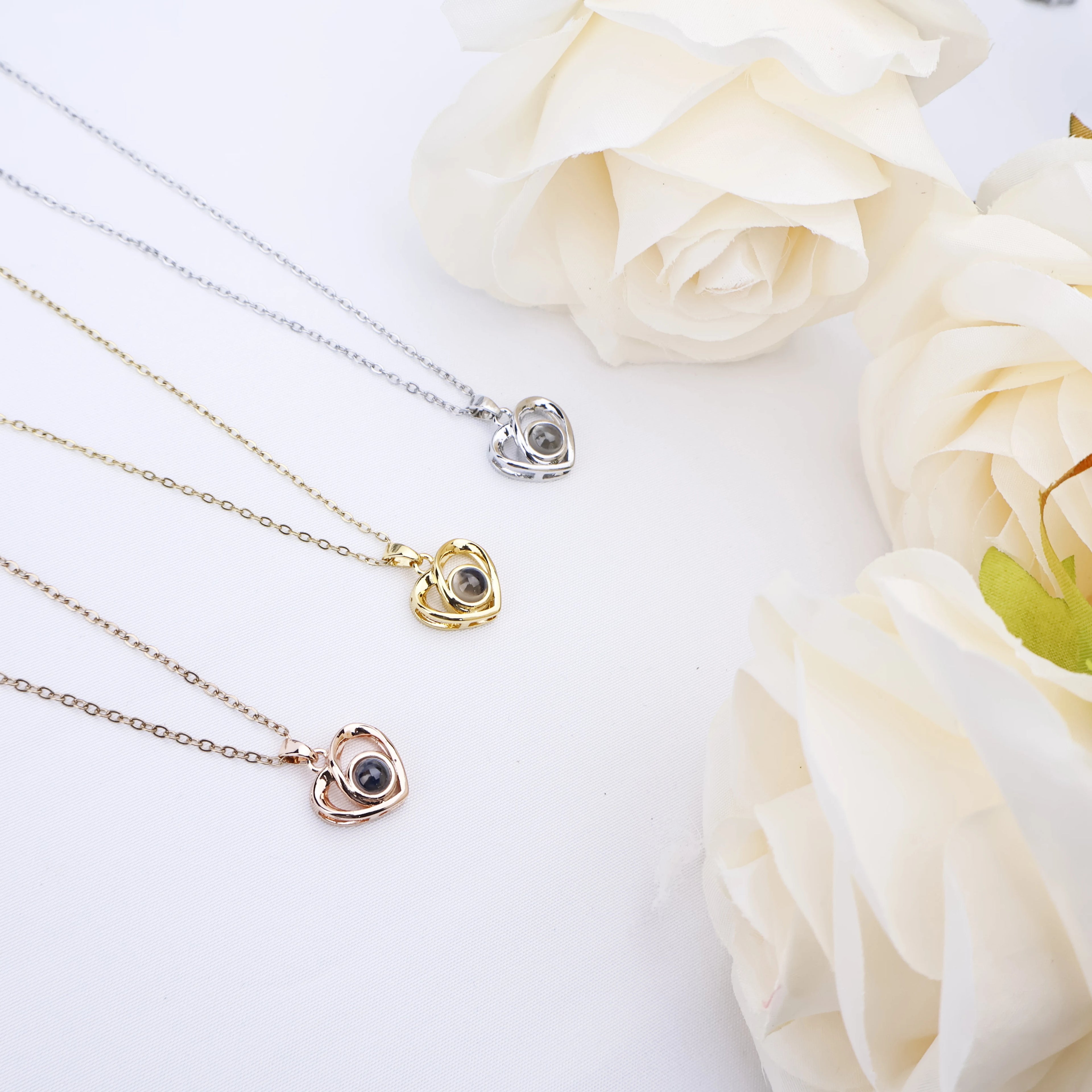 Custom Color Photo Projection Necklace Simple Love Heart Copper Pendant Titanium Steel Chain Girlfriend Mom Wife Festival Gifts