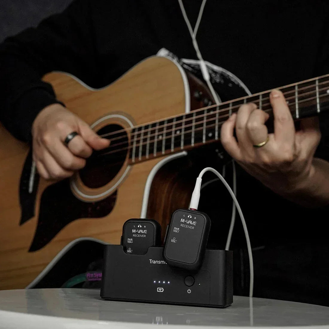  M-VAVE WP-12 Wireless System Transmitter Receiver 2.4GHz Low Latency Real-time Two-Way Listening Ear Return Guitar Accessory